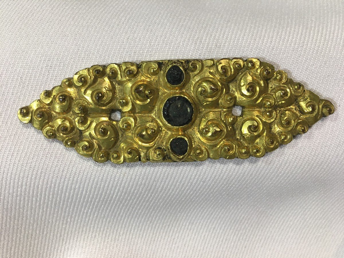 Chinese Jewel In Gilt Bronze Inlaid With Stones.