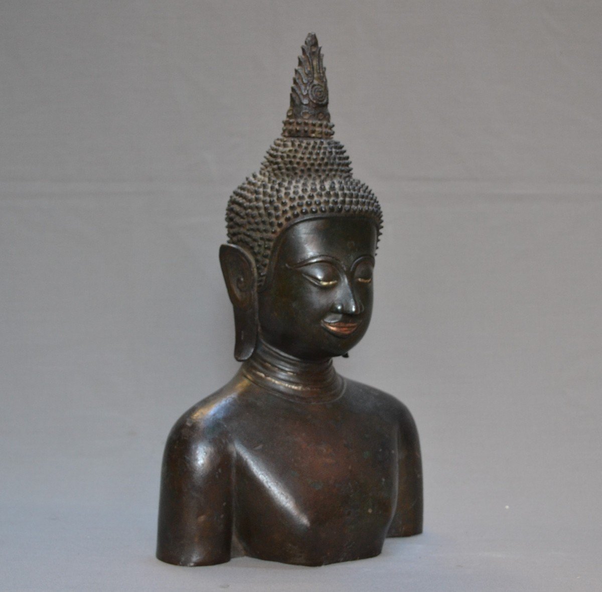 Cast Bronze Buddha Bust Inlaid With Gold.-photo-3