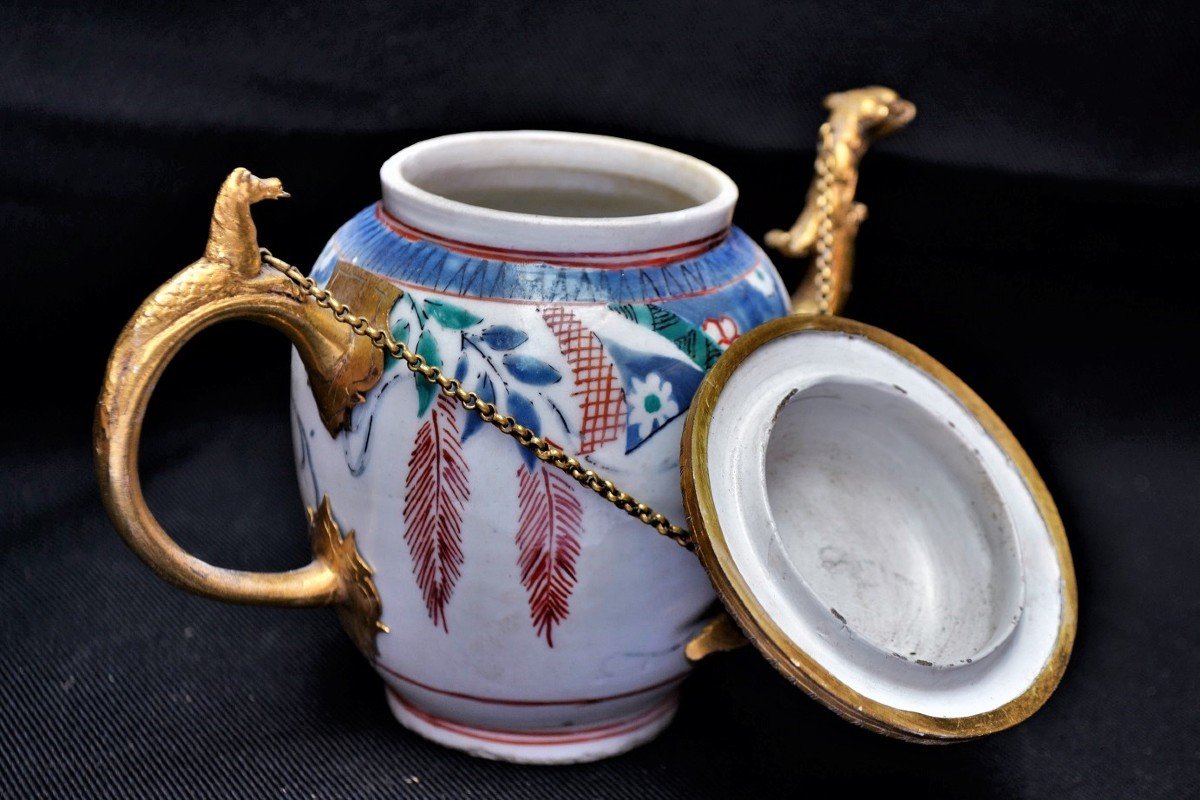 Japanese Porcelain Teapot, European Frame. 17th Century.-photo-2