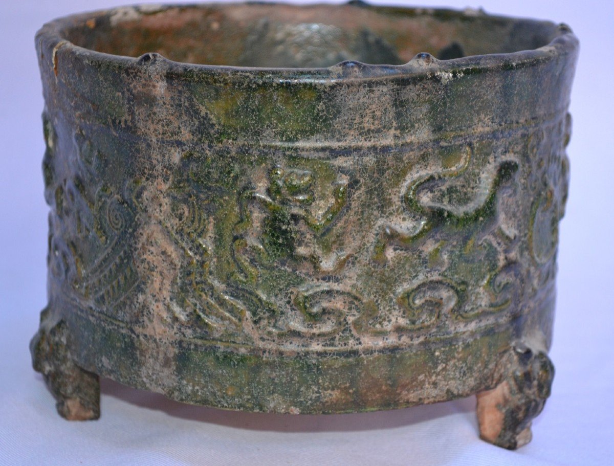 Pottery Urn With Green Glaze. Han Dynasty.-photo-2