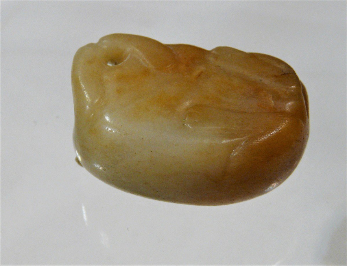 Pendant .tigresse And Her Small In Jade. China Ming Period Or Before.-photo-3