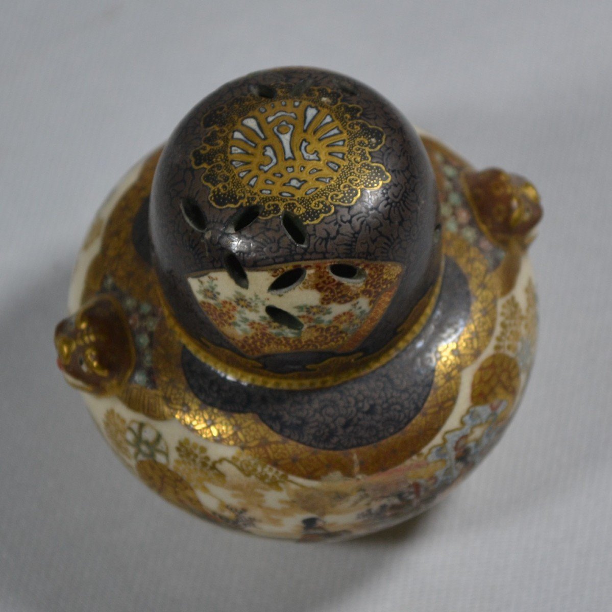 Satsuma Incense Burner. Japan Meiji-photo-8