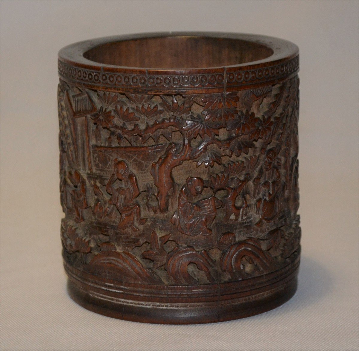 Shou-lao Carved Bamboo Pot. Chinese Work From The 19th Century Or Before. Qing Or Ming Dynasty-photo-2