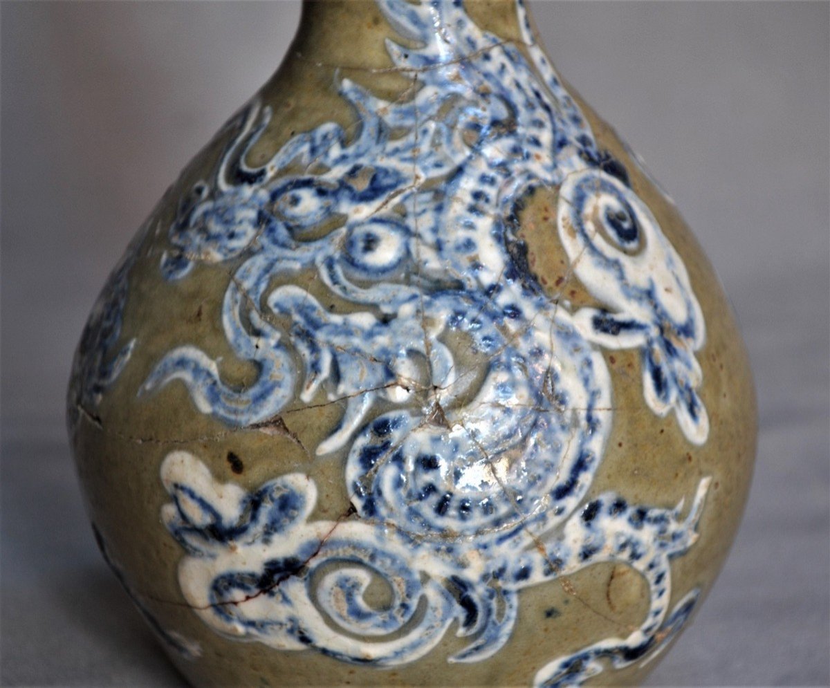 Vietnam Porcelain Vase Decorated With Dragons In Cobalt Blue.. 19th Century-photo-4