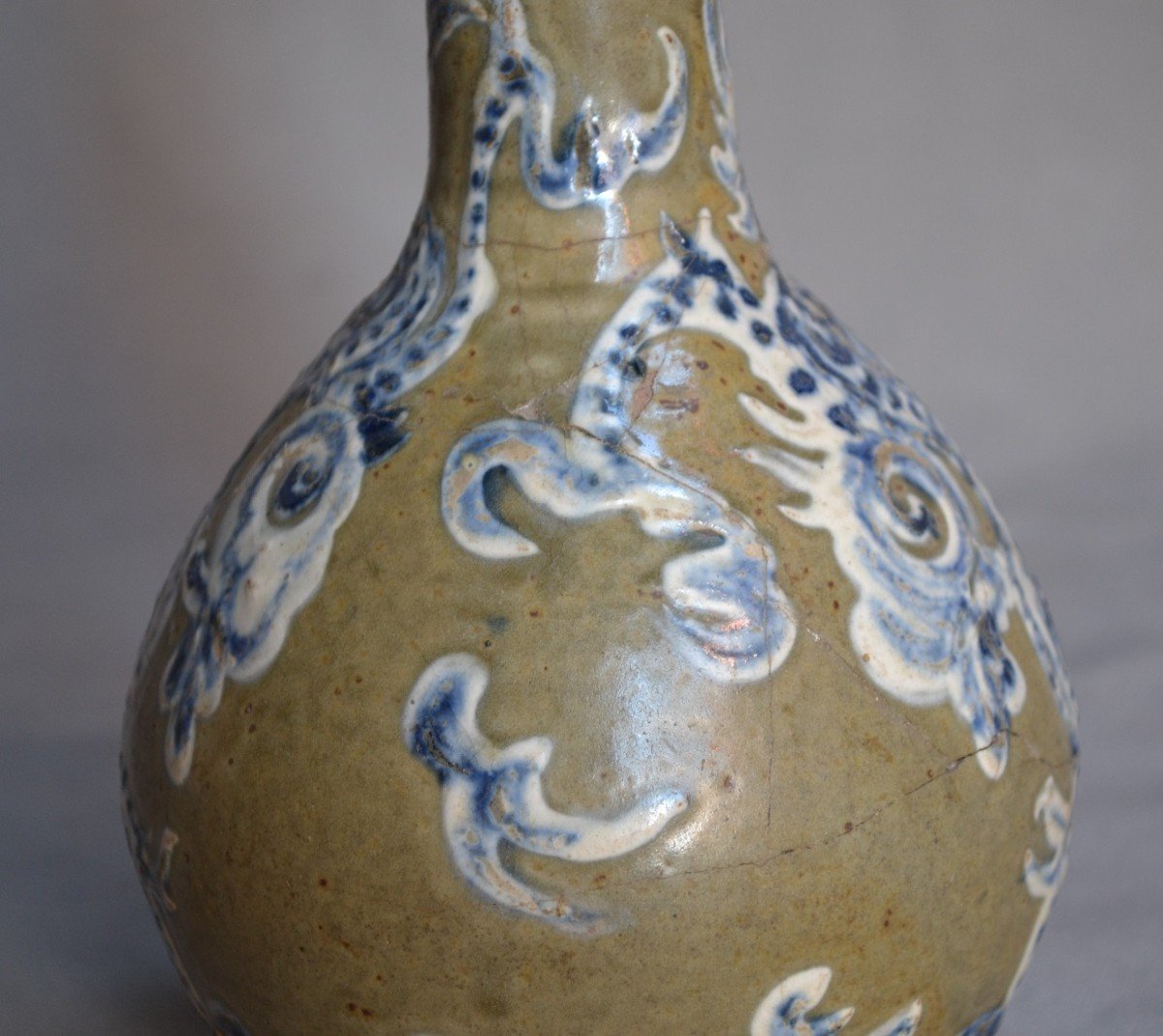 Vietnam Porcelain Vase Decorated With Dragons In Cobalt Blue.. 19th Century-photo-7