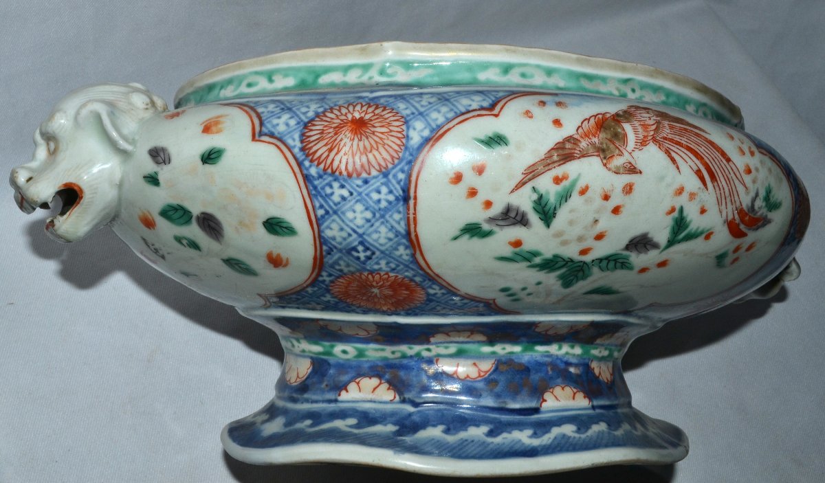 Soupière En Porcelaine d'Arita De Style Imari.japon Période Edo Fin Du 17°siècle. -photo-2