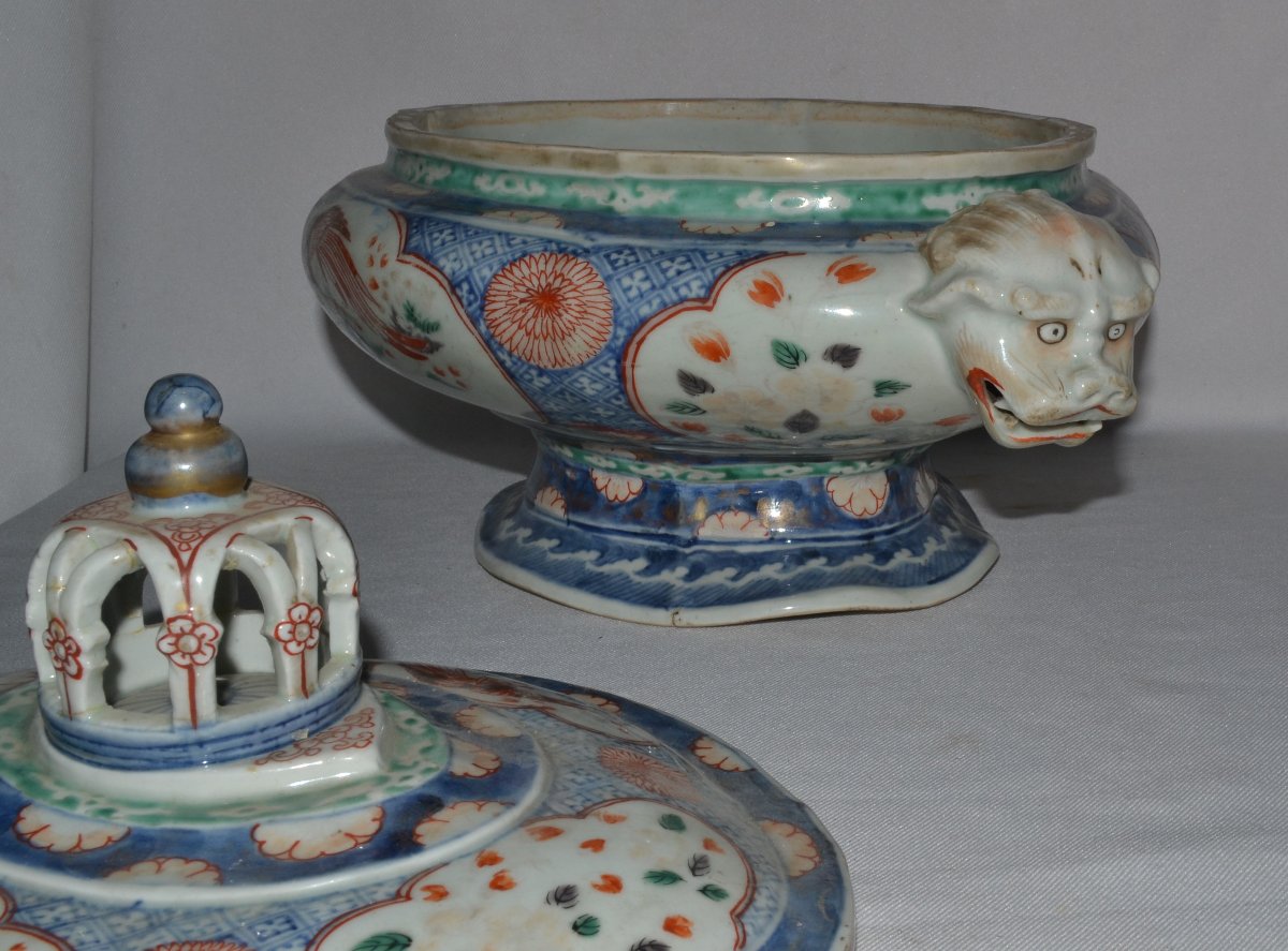 Soupière En Porcelaine d'Arita De Style Imari.japon Période Edo Fin Du 17°siècle. -photo-5