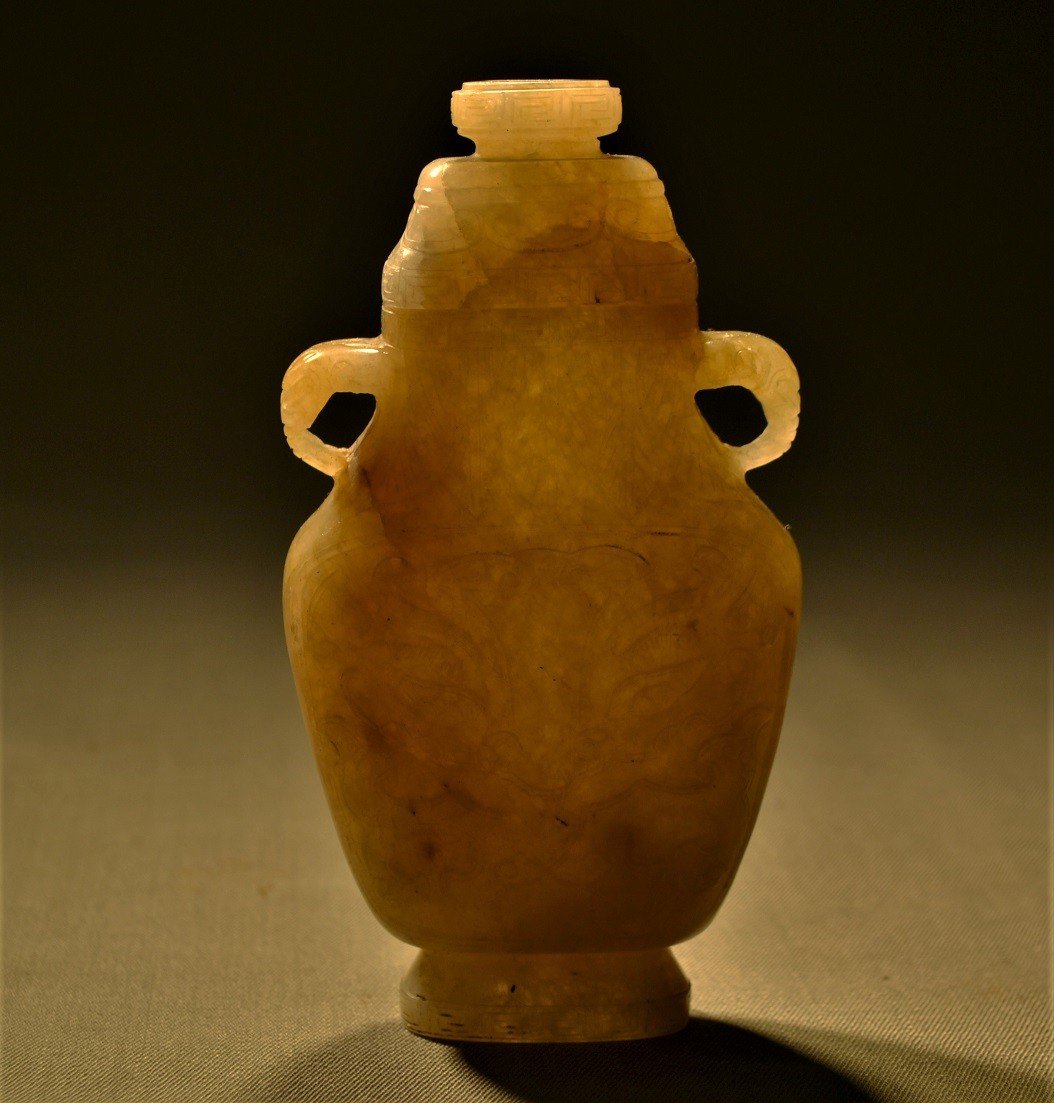 Vase Couvert En Jade. Décor En Relief De Masques De Taotie. Chine époque Qing Ou Antérieur.-photo-7
