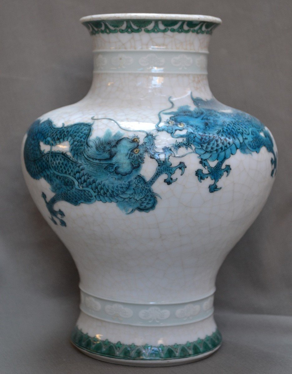 Porcelain Vase. Blue Enameled Dragons On A Cracked White Background. Makuzu Kozan Style. Meji.-photo-2