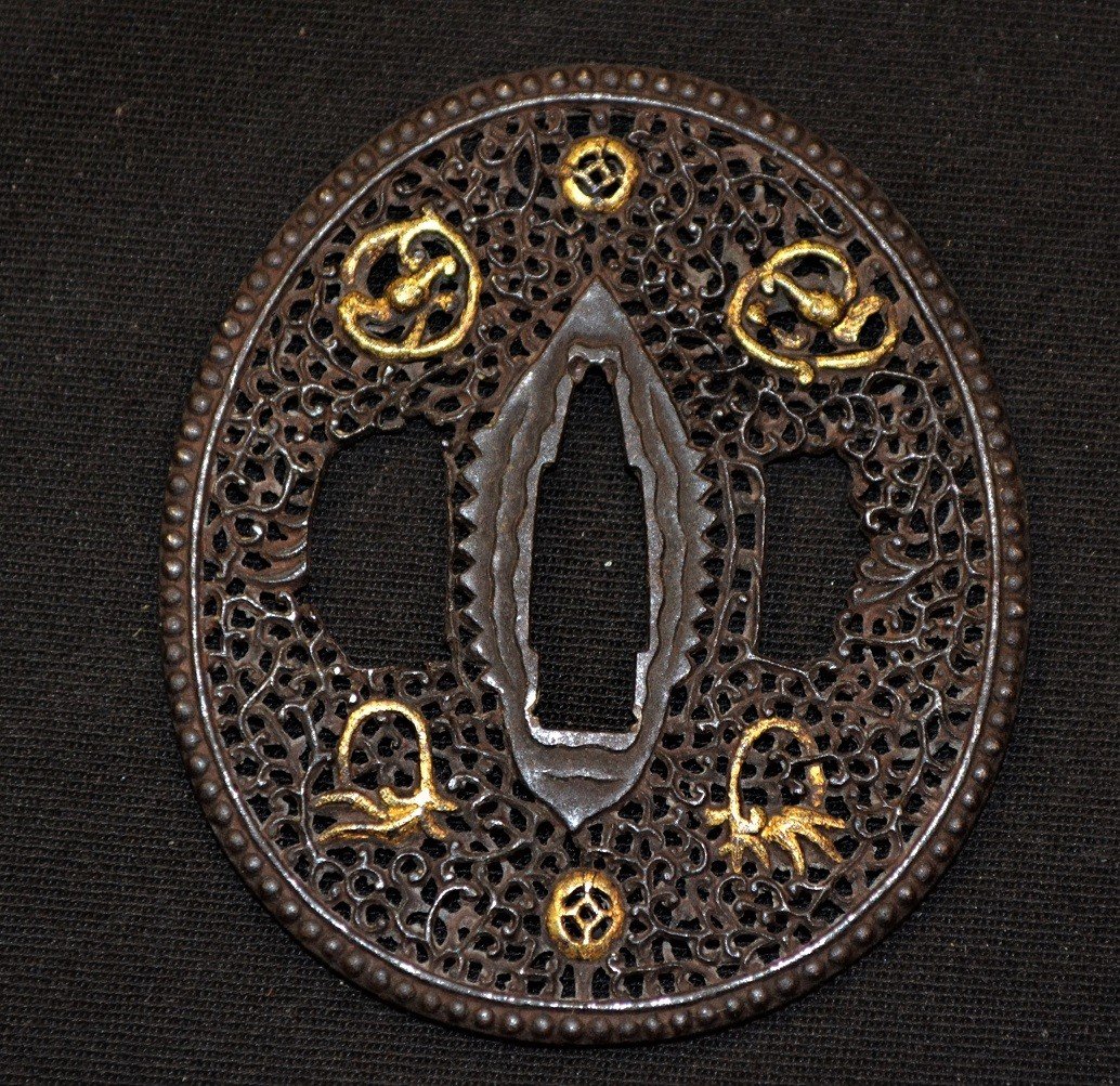 Tsuba En Fer Decoupée De Dragons Dans Le Style Namban. Détail Nunome-zogan.japon Edo 17°siècle.-photo-2