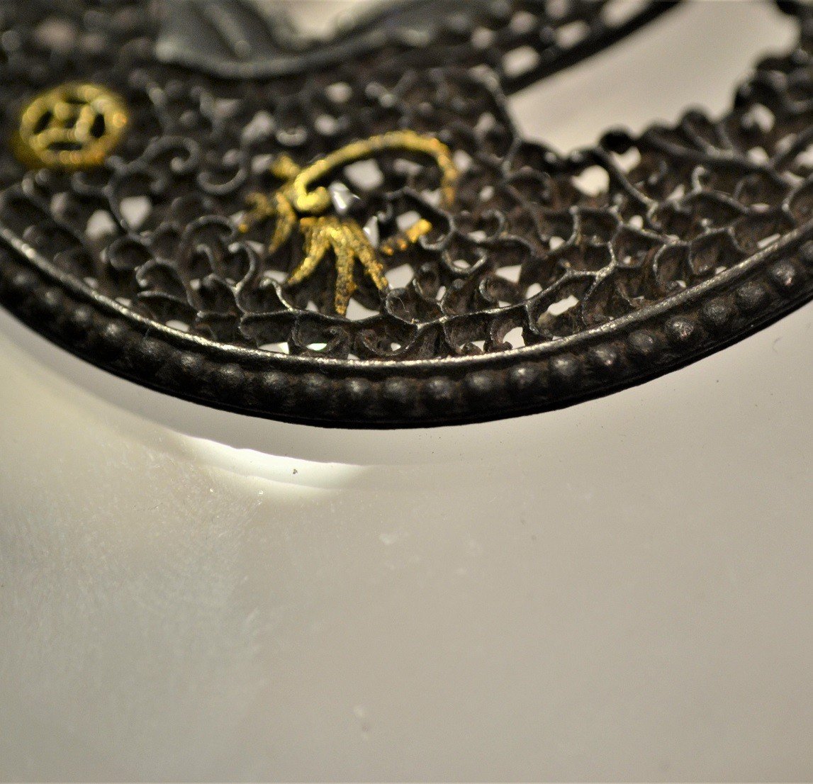 Tsuba En Fer Decoupée De Dragons Dans Le Style Namban. Détail Nunome-zogan.japon Edo 17°siècle.-photo-7