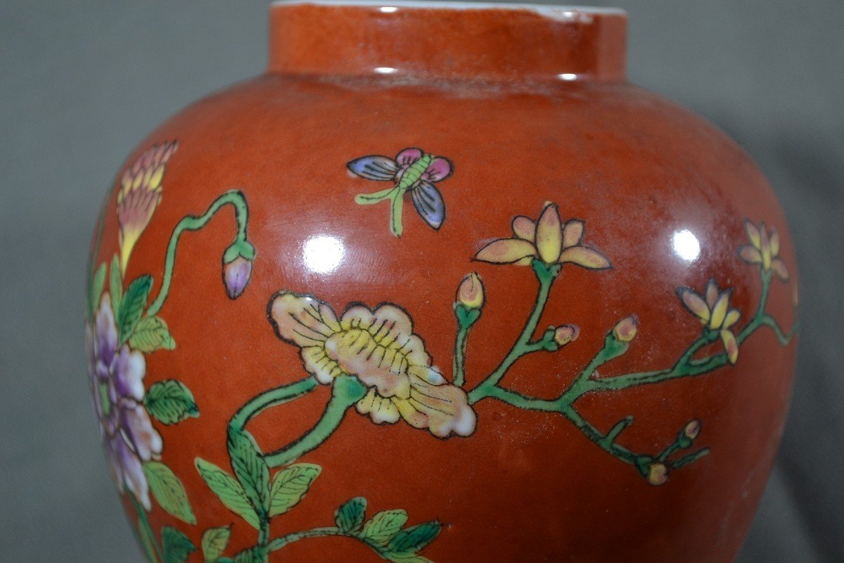 Vase Chinois En Porcelaine. Décor émaillé De Fleurs.20° Siècle.-photo-5