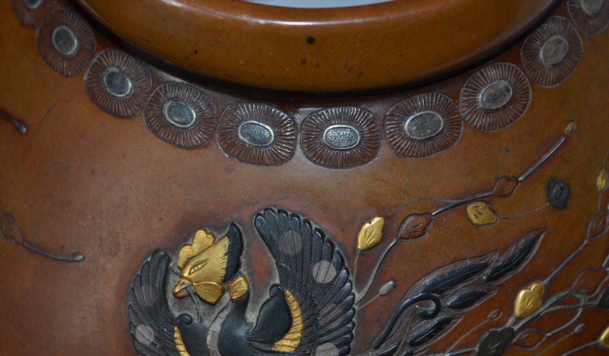 Vase Japonais En Bronze Incrusté De Métaux Précieux. Japon Fin Du 19ème Siècle. Epoque Meiji-photo-5
