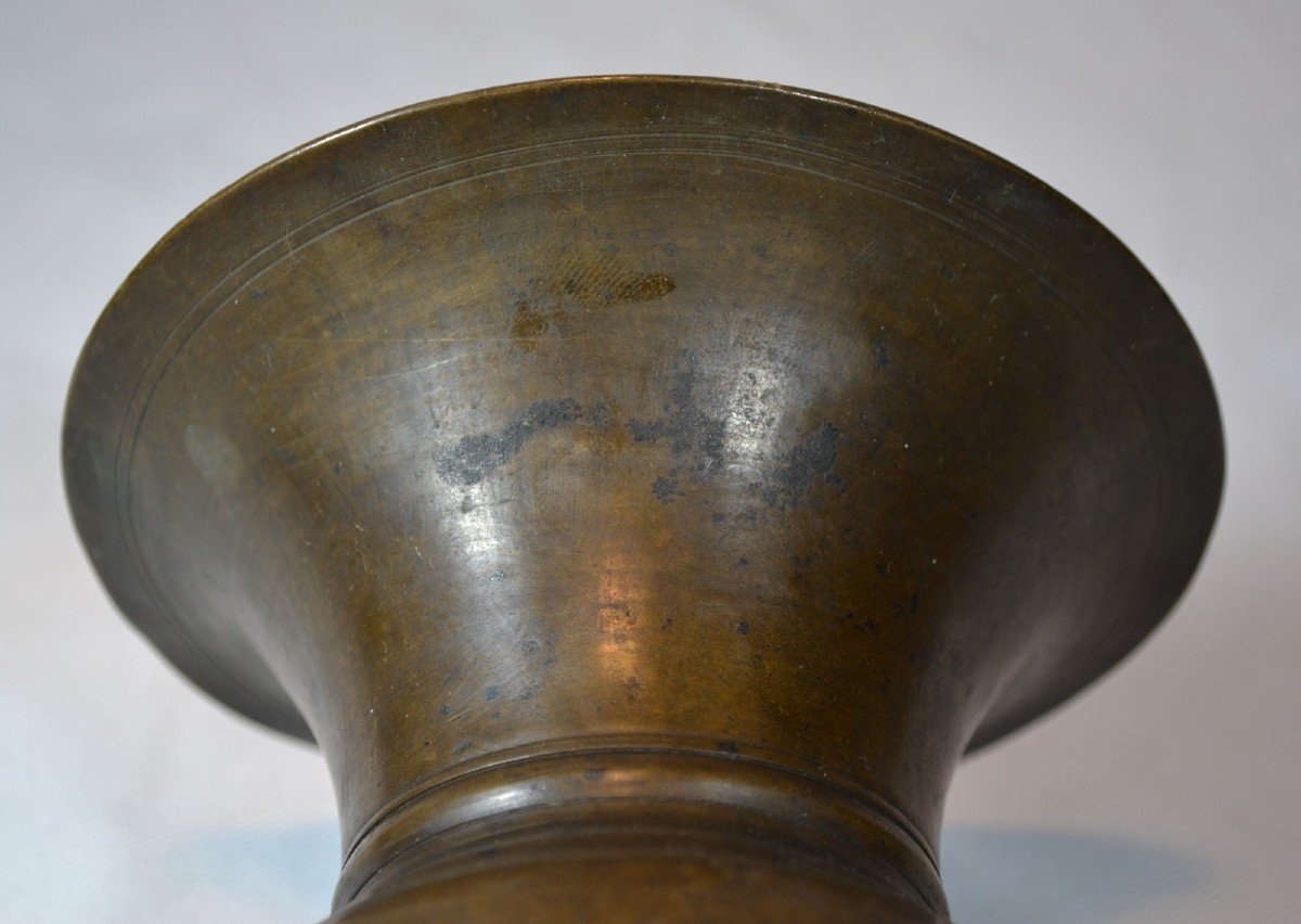 Bronze Vase In Khou (cornet) Shape. China Qing Period 18th Century Or Before.-photo-7