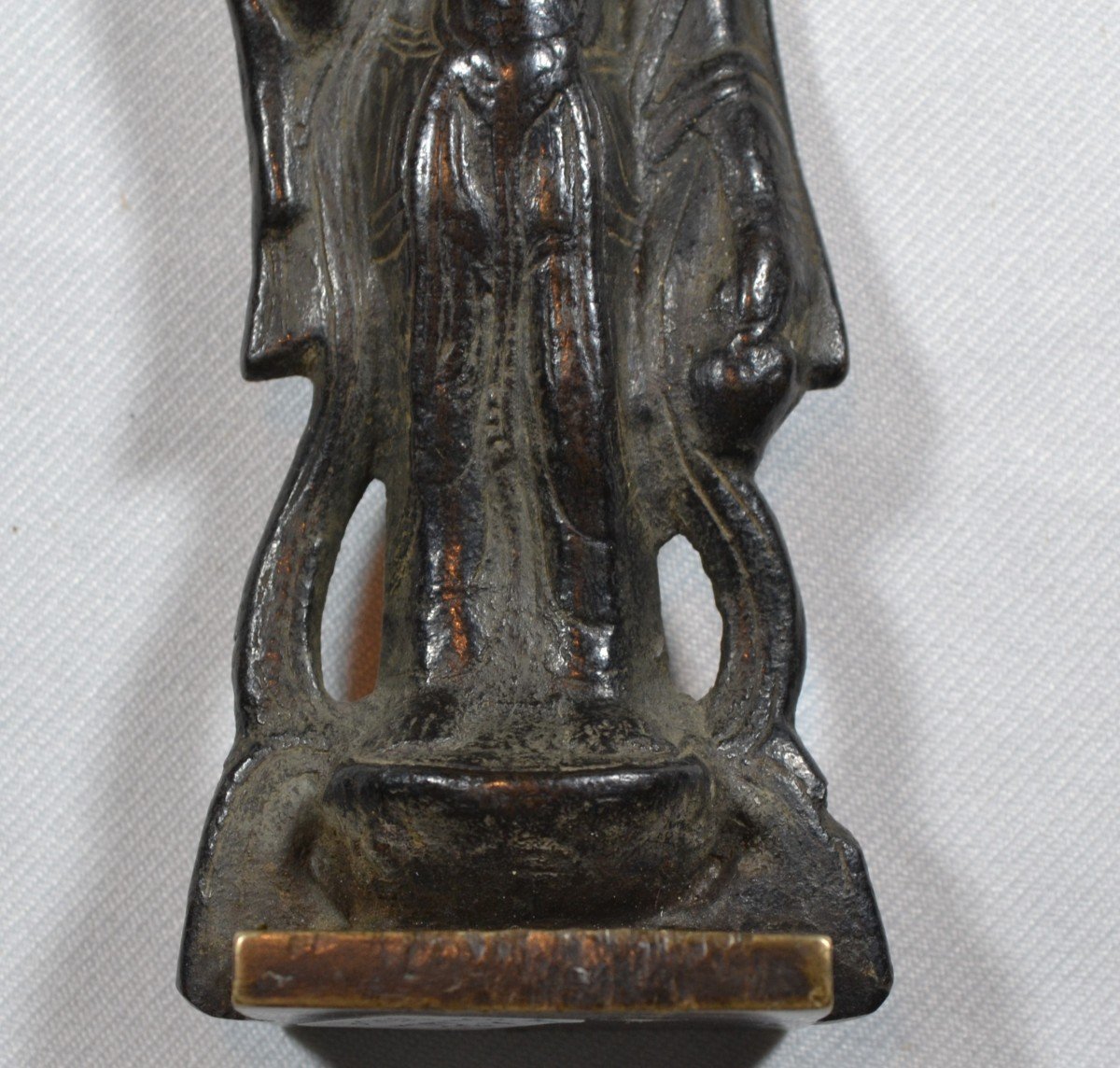 Guanyin En Bronze Coulé. Chine Du Nord Dynastie Tang. 7-9° Siècle.-photo-6
