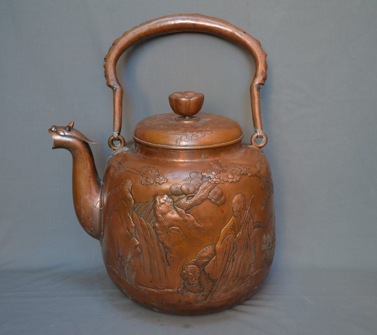 Embossed Copper Temple Teapot. Japan Edo Period.-photo-2