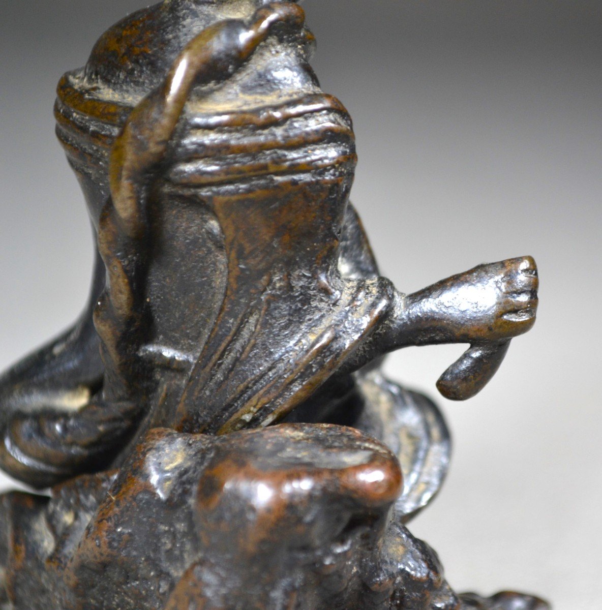 Budaï Assis Sur Un Rocher.bronze. Chine Dynastie Qing Ou Avant.-photo-2