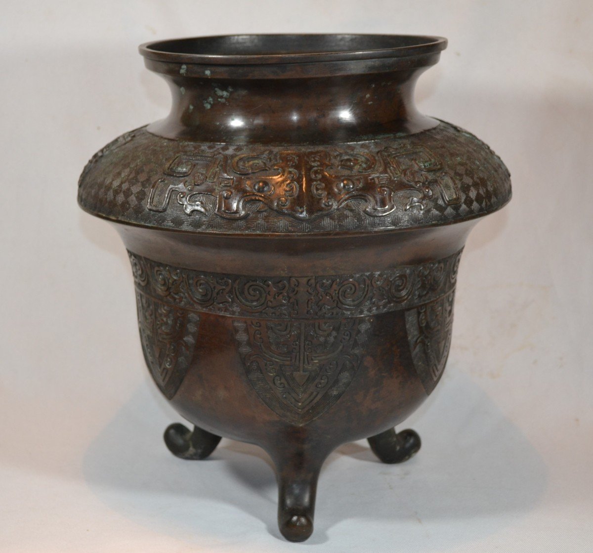 Grand Brûle-parfums Tripode En Bronze Coulé Incrusté d'Argent 19° Siècle.qing Ou Edo.-photo-5