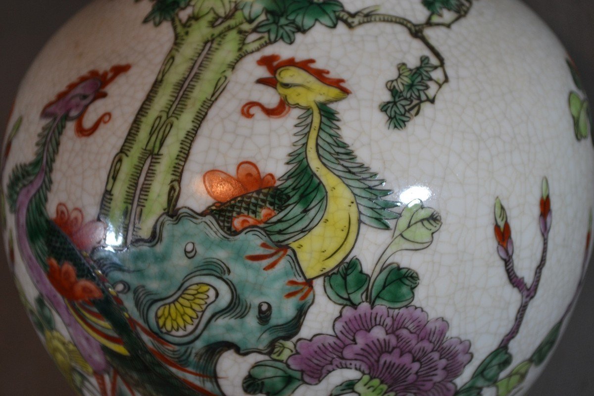 Porcelain Vase. Phoenix Decor On Cream Crackle Background. China Or Japan Circa 1900.-photo-4