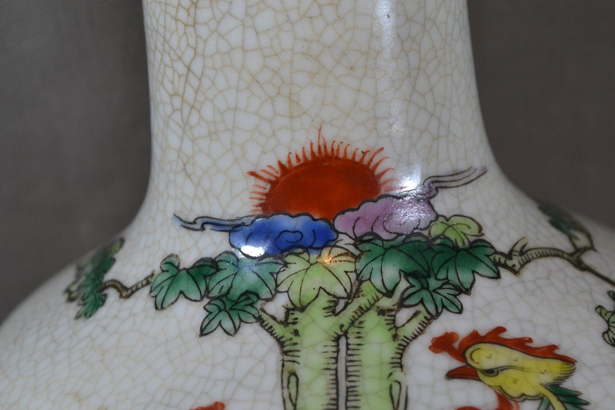 Porcelain Vase. Phoenix Decor On Cream Crackle Background. China Or Japan Circa 1900.-photo-5