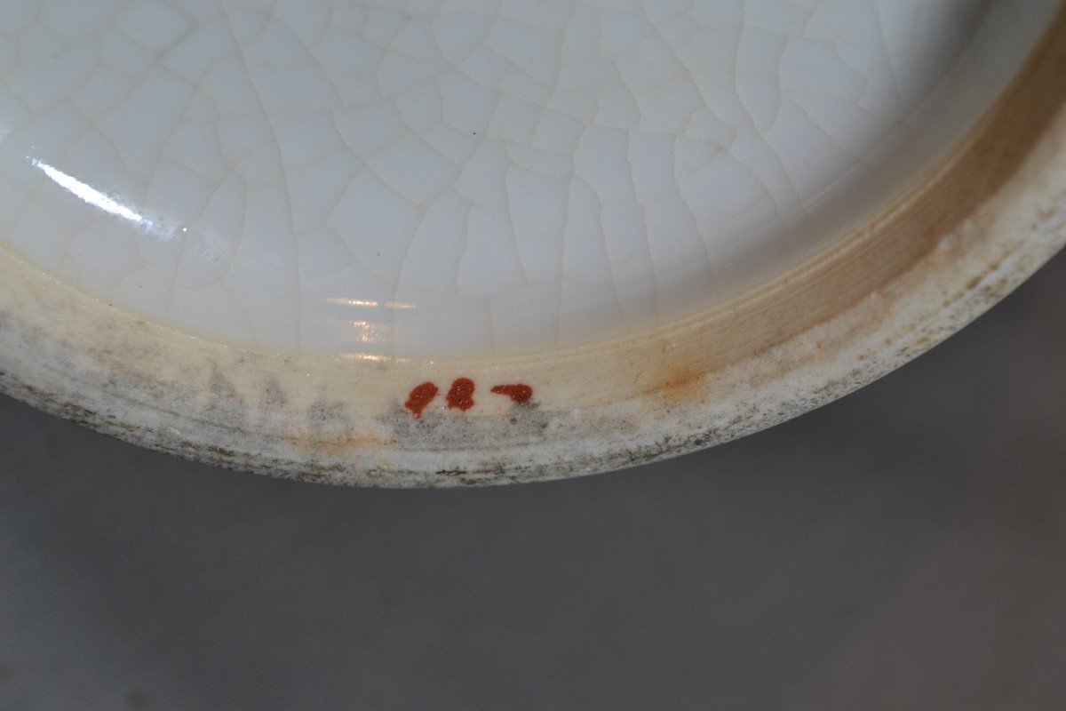 Porcelain Vase. Phoenix Decor On Cream Crackle Background. China Or Japan Circa 1900.-photo-8