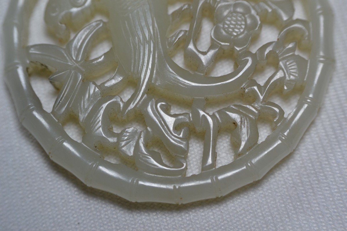 Celadon White Jade Medallion. China Qing Period 19th Century Or Earlier.-photo-6