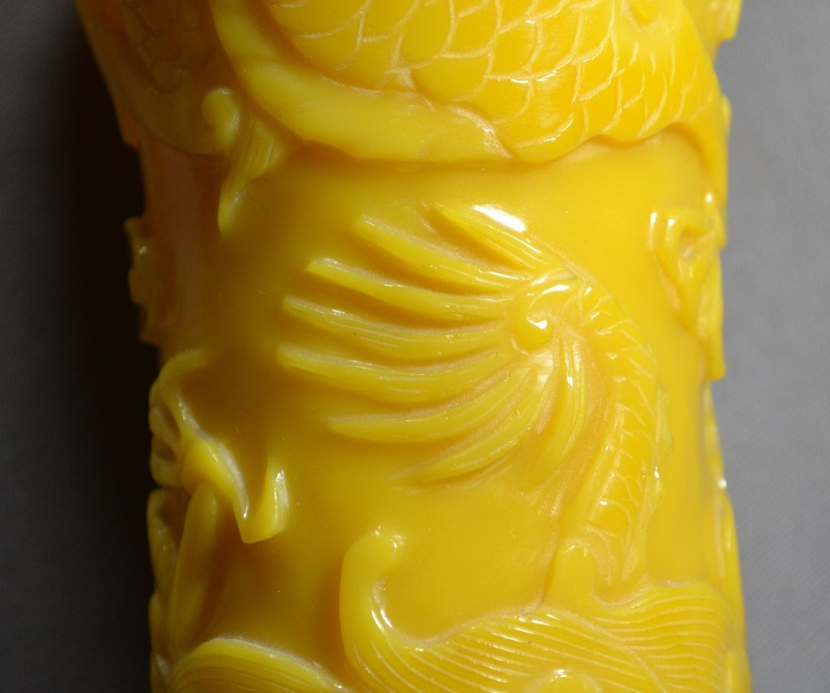 Vase En Verre De Pékin Jaune.Taillé à La Meule.Marque de Qianlong chine 18° Ou Copie Moderne.-photo-8