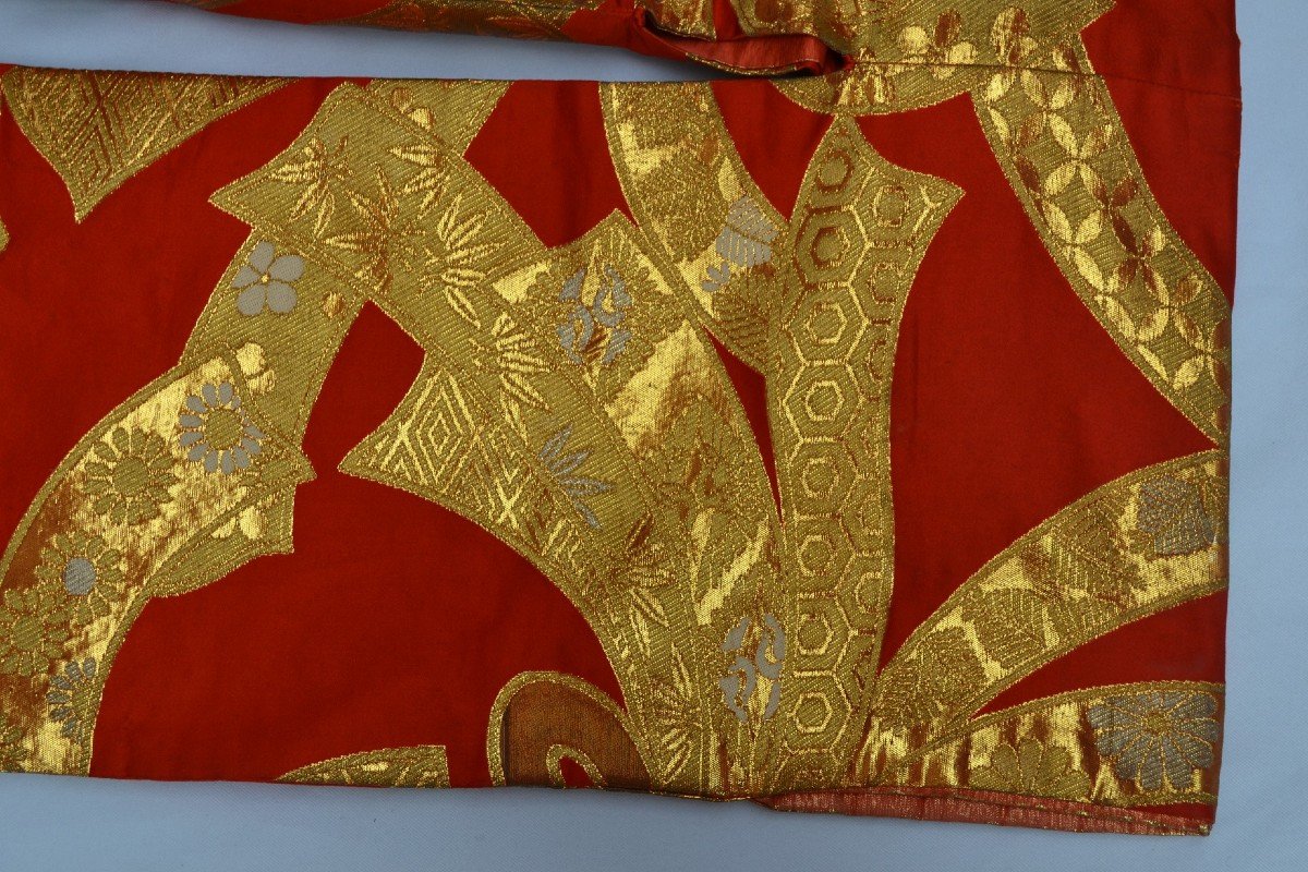 Japanese Wedding Kimono (ushikake). Silver And Gold Embroidered Silk. Japan Showa Era 1960s.-photo-3