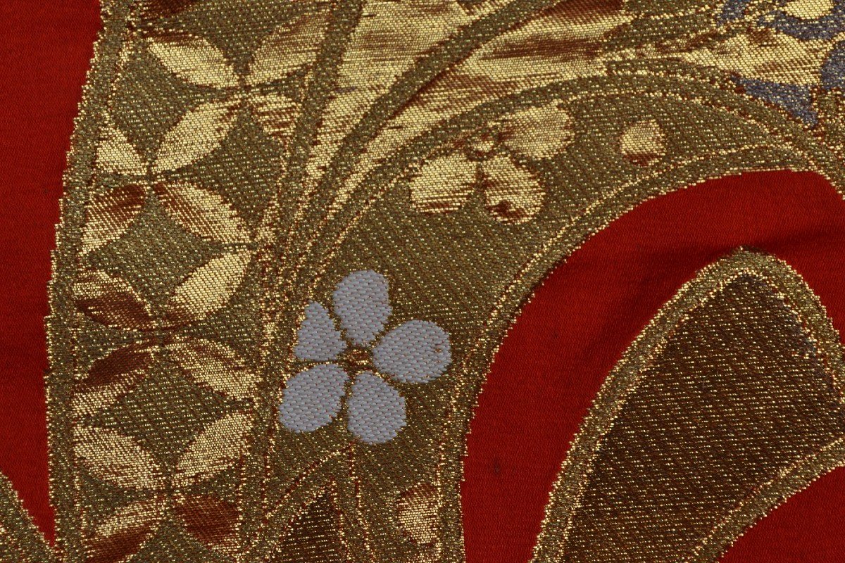Japanese Wedding Kimono (ushikake). Silver And Gold Embroidered Silk. Japan Showa Era 1960s.-photo-4