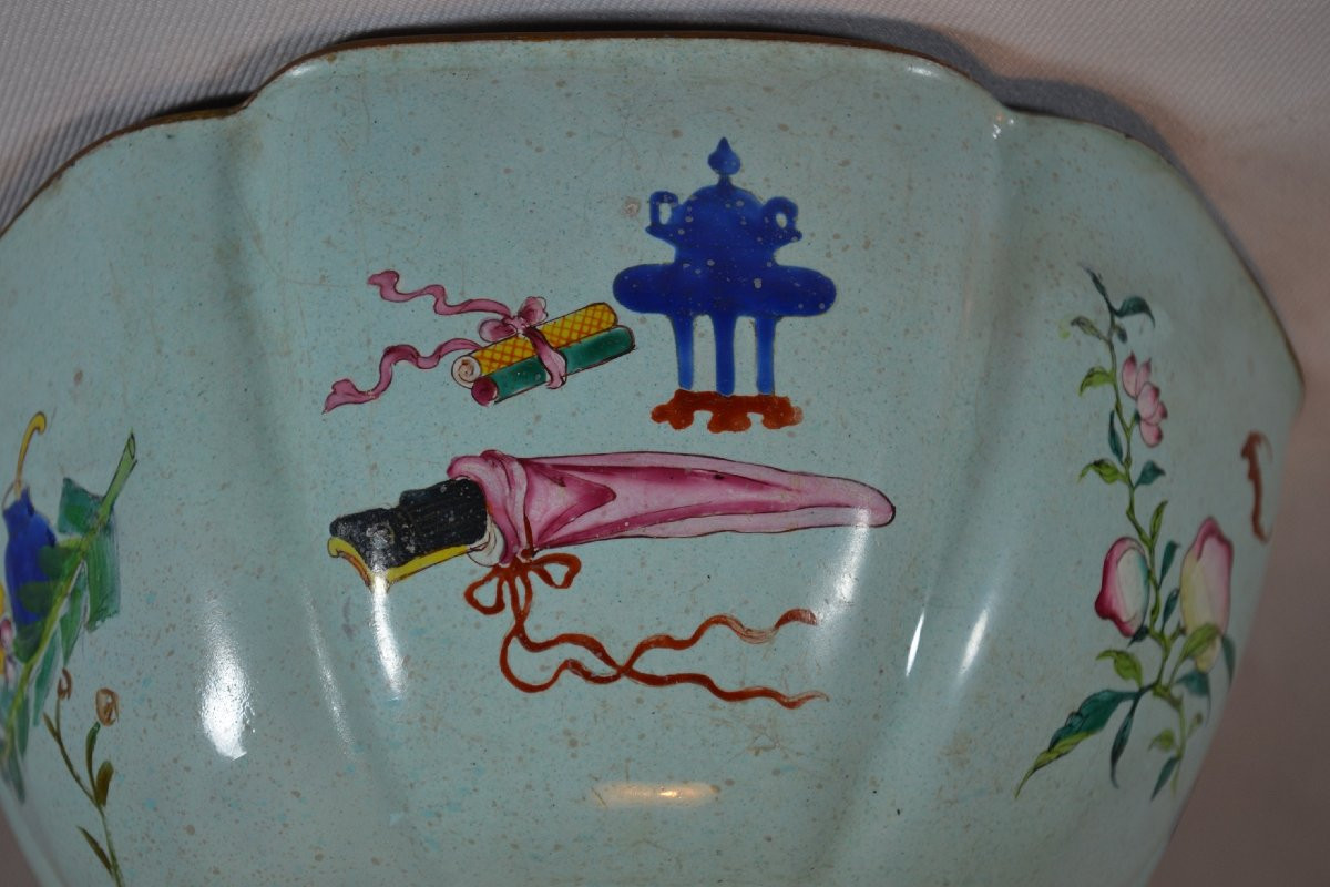Enameled Copper Bowl. China, 18th Century.-photo-2