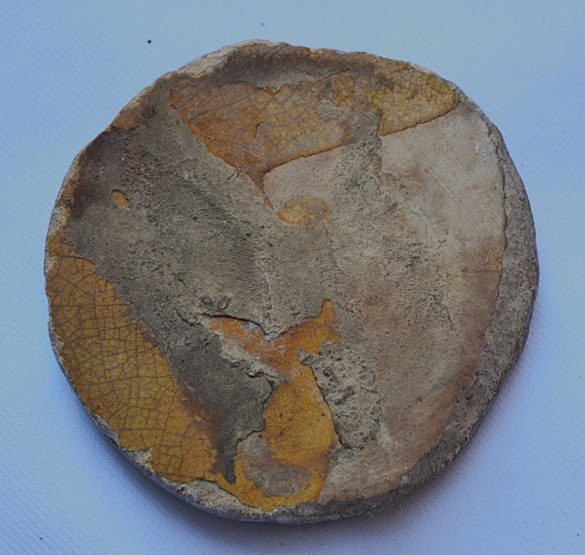 Yellow Glazed Stoneware Tile. Ming China, 15th Century.-photo-4