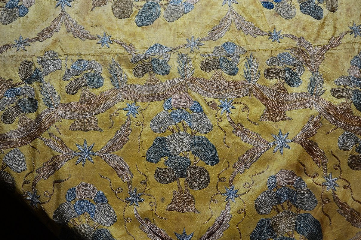 Large Embroidered Silk. Oriental Work From The 19th Century. -photo-6