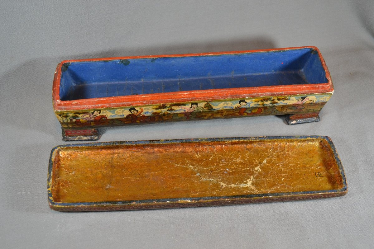 Lacquered Box On Boiled Cardboard. Persian 19th Century. Qajar Dynasty. -photo-1
