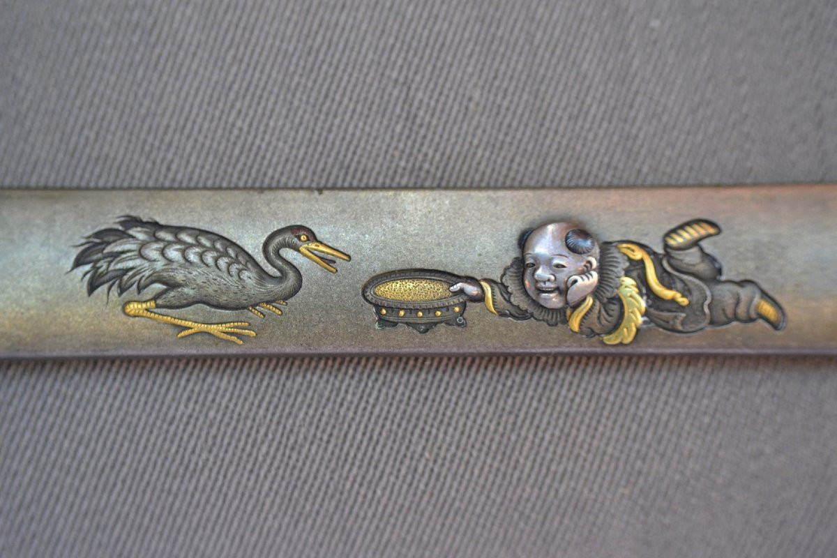 Kozuka en Shibuichi incruté de métaux précieux par Unno Bisei. Japon Meiji vers 1900-photo-3
