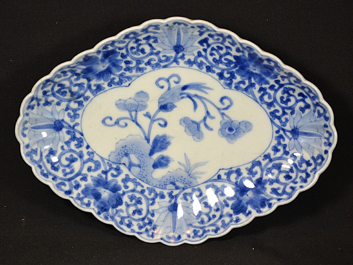 "blue And White" Kakiemon Porcelain Bowl. Japan, Late 17th Century.