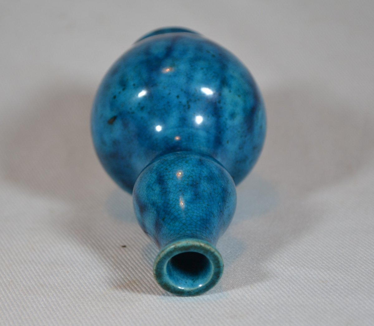 Turquoise Blue Porcelain Gourd Vase. China, 17th Century.-photo-4