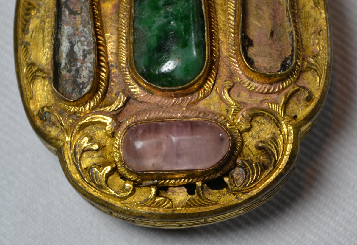 Gilt Bronze Belt Buckle Inlaid With Stones. China, Kangxi-qianlong Period.-photo-2