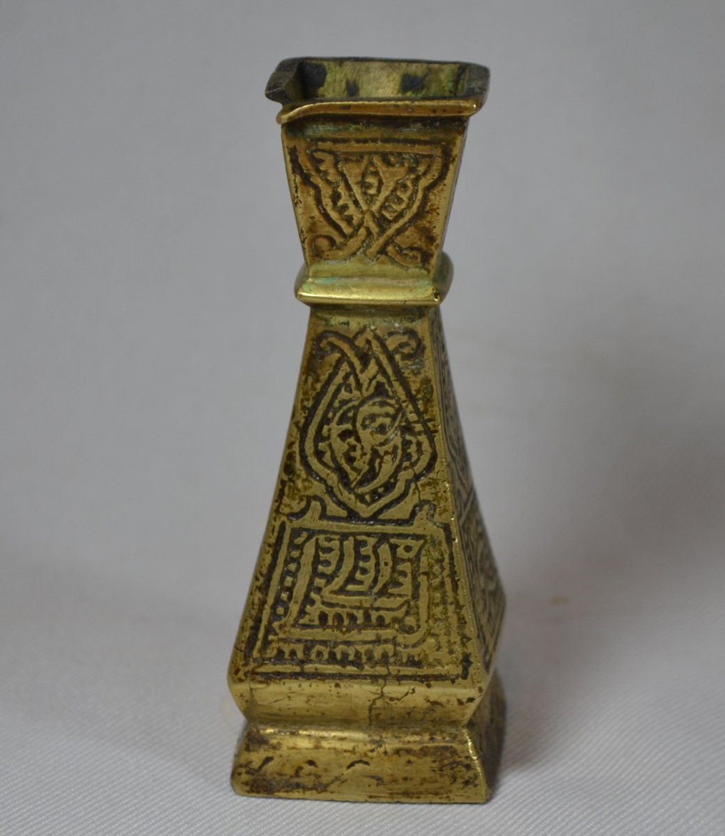 Cast Bronze Vase. Morocco Or Andalusia, 15th Century. Merenid Dynasty. -photo-2