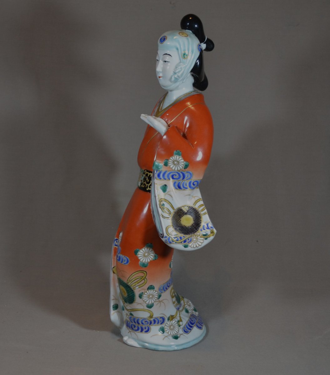 Bijin Porcelain From Japan. Kutani Kilns, Meiji. -photo-4