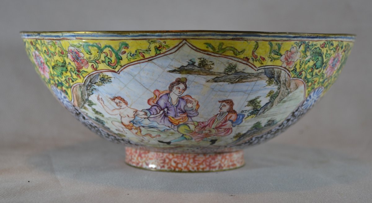 Peking Enamel Bowl. European Decoration. 18th Century China.-photo-8