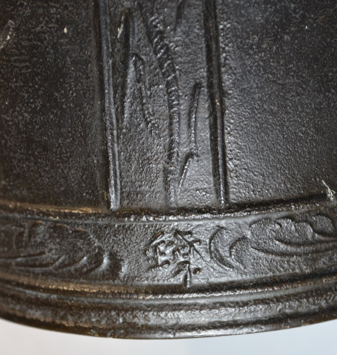 Cloche en bronze coulé et laqué.Japon période Edo 18-19°siècle.-photo-4