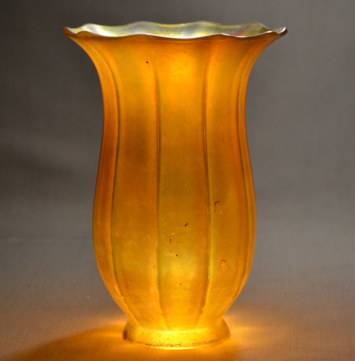 Tiffany Studios – Tulipe Favrile dorée, signée 1900-photo-3