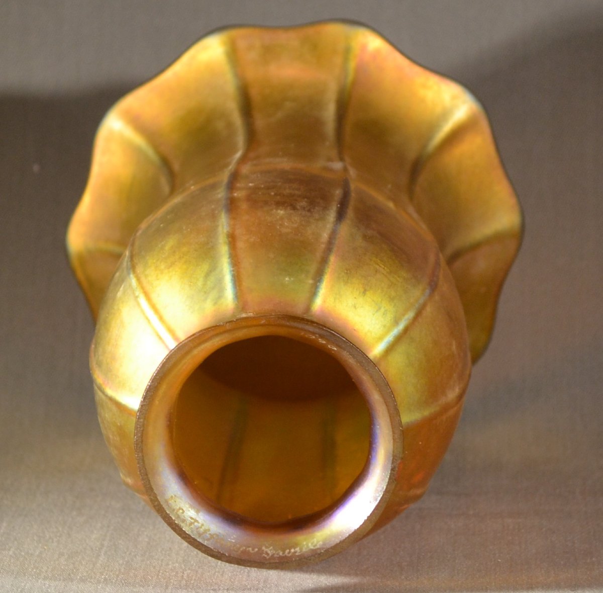 Tiffany Studios – Tulipe Favrile dorée, signée 1900-photo-1