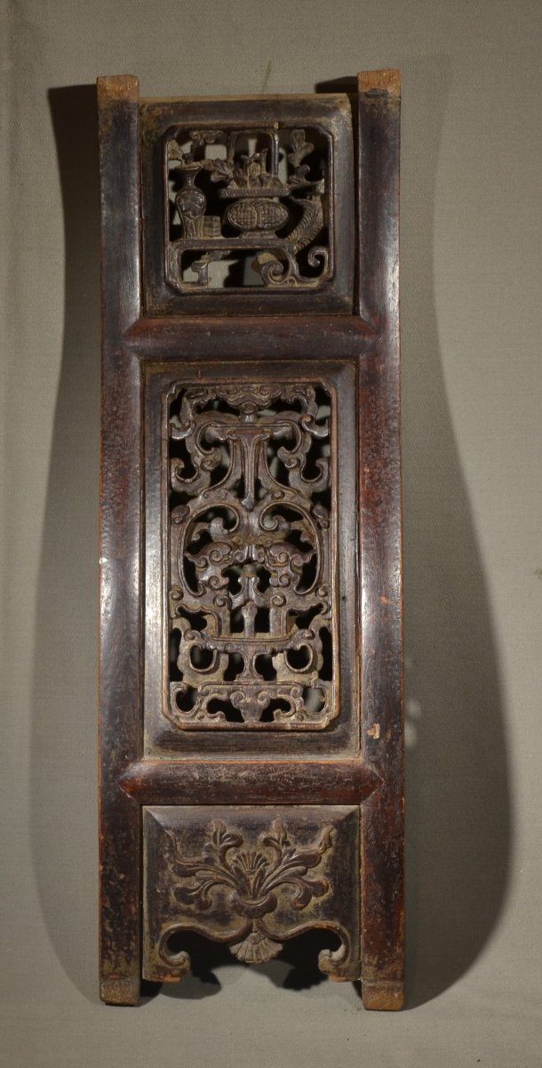 Dossier de fauteuil en bois laqué. Chine 18°siècle.-photo-2