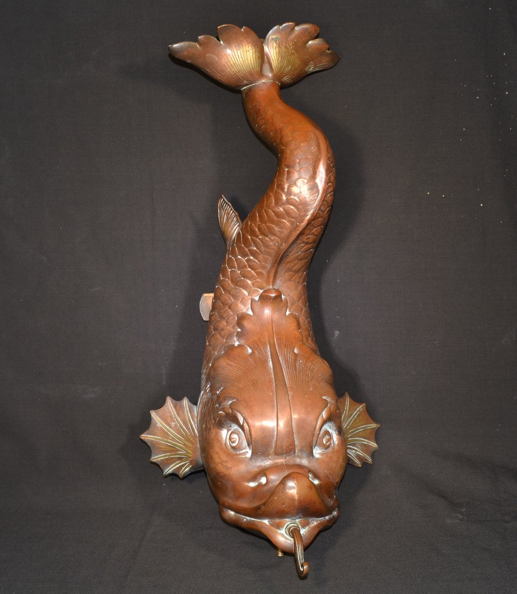Dauphin-Fontaine en cuivre repoussé et bronze. France fin 19°siècle. -photo-3