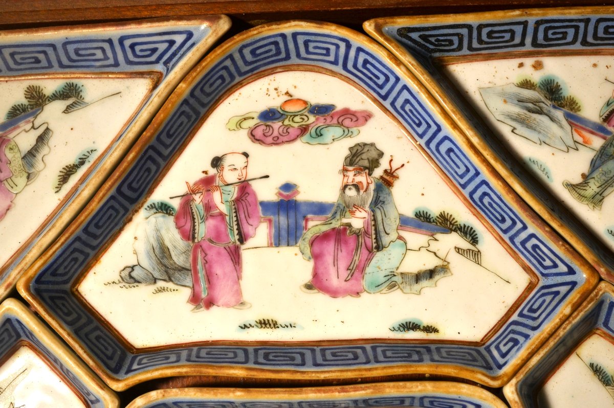 Chinese Porcelain Service In Its Box. Qing Dynasty. 19th Century. -photo-4