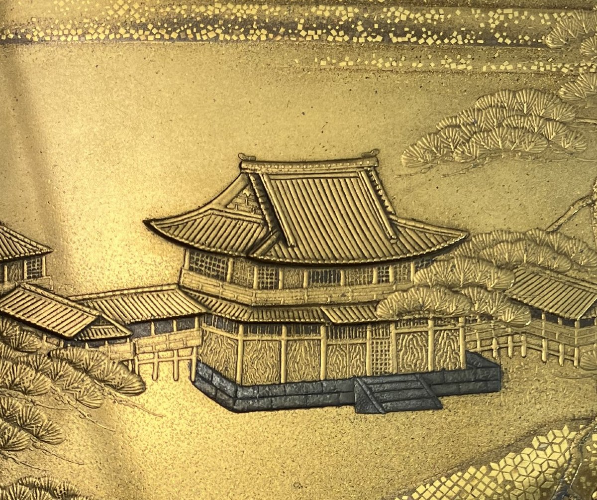 Gold Lacquer Box. Japan, Meiji Period, Late 19th Century.-photo-2