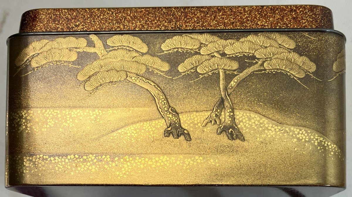 Gold Lacquer Box. Japan, Meiji Period, Late 19th Century.-photo-7