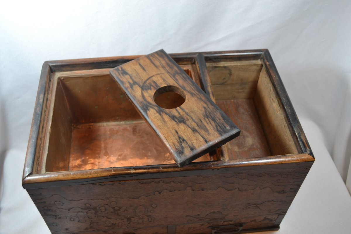 Hibachi ou Jardinière en bois et cuivre. Japon période Taisho vers 1930. -photo-4