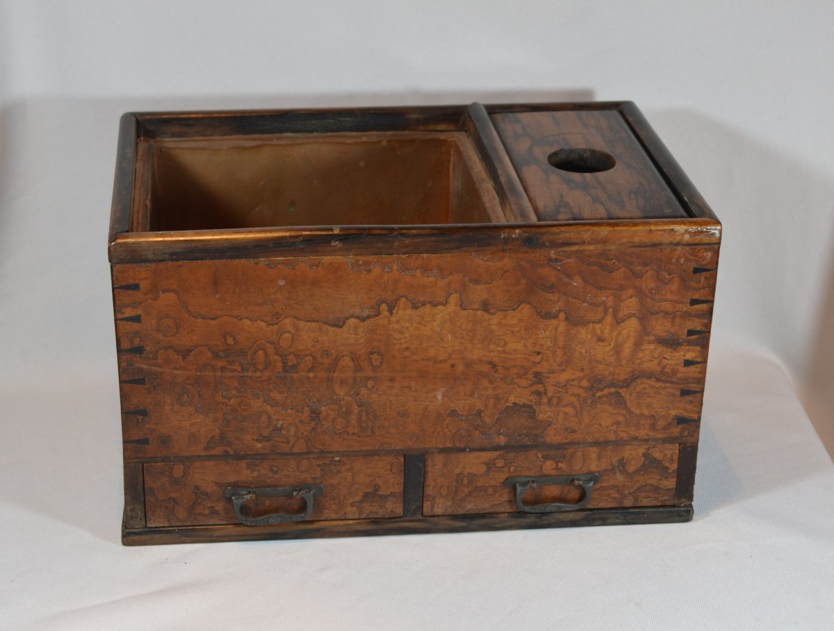 Hibachi ou Jardinière en bois et cuivre. Japon période Taisho vers 1930. -photo-6